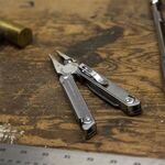 Leatherman® Free P2 -  